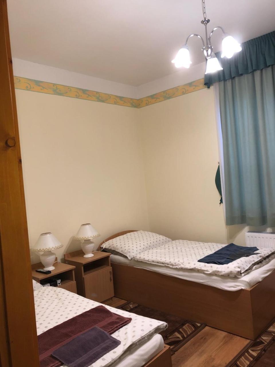Adam Tanya Fogado Hotell Balázspuszta Exteriör bild